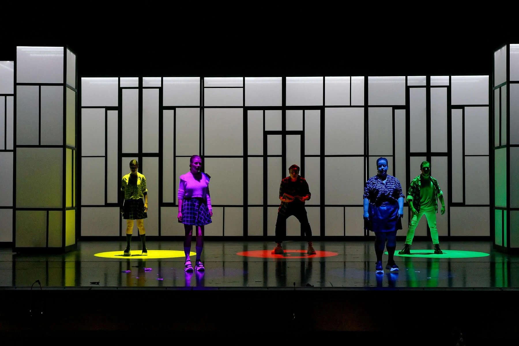 Donata Meyer-Kranixfeld in an ensemble scene from Die Zauberflöte